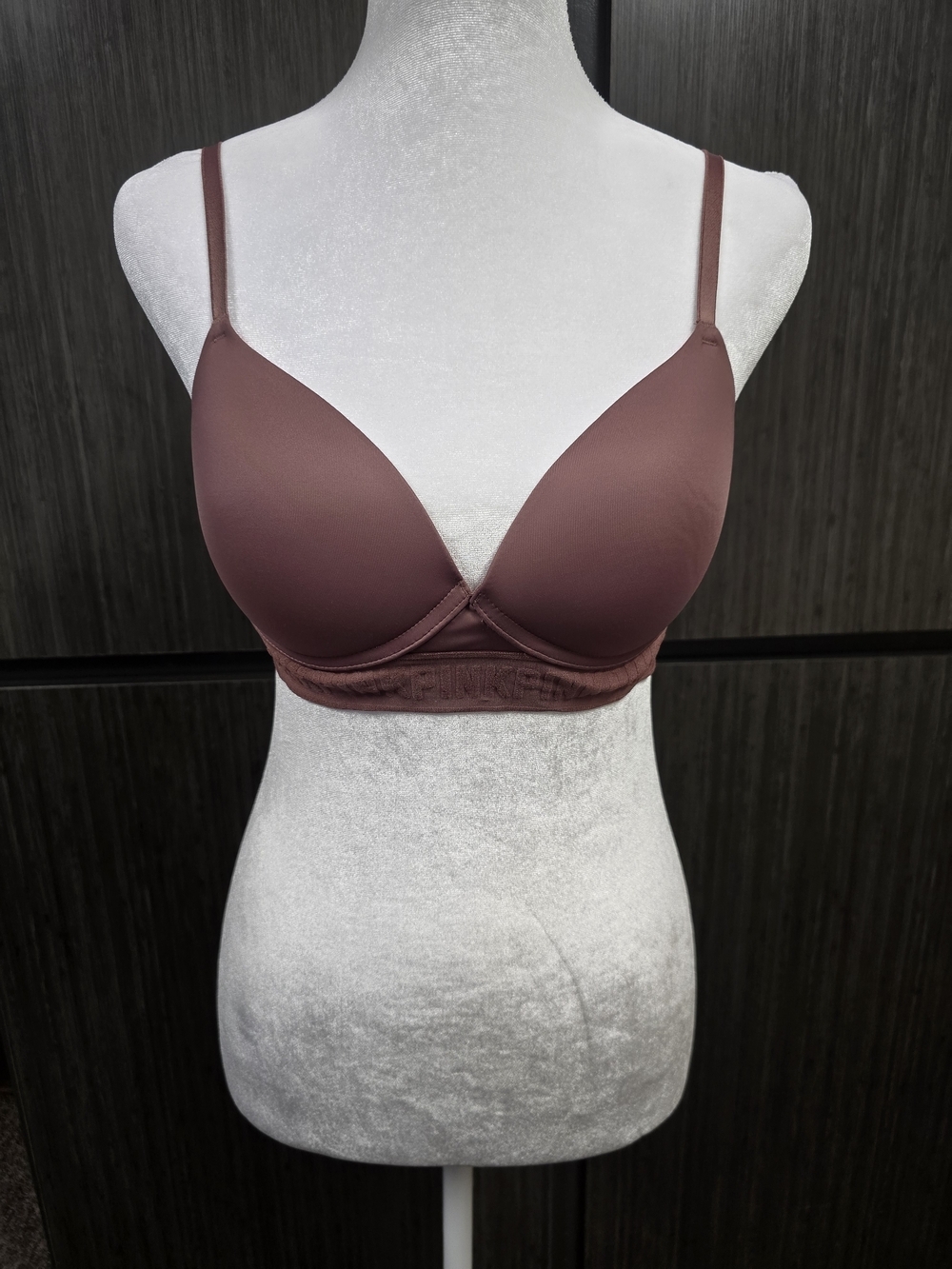PINK Victoria's Secret Wear Everywhere Wireless Bra 36B Mauve Logo Band